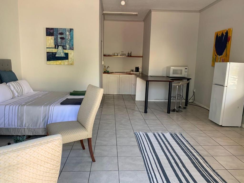 Le Grec Wine Tram Apartment Franschhoek Exterior photo